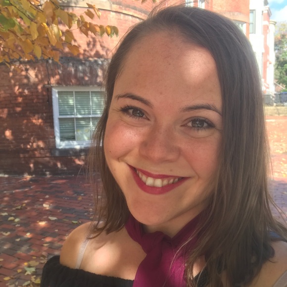 Meet your Posher, Marie - Picture 2 of 3